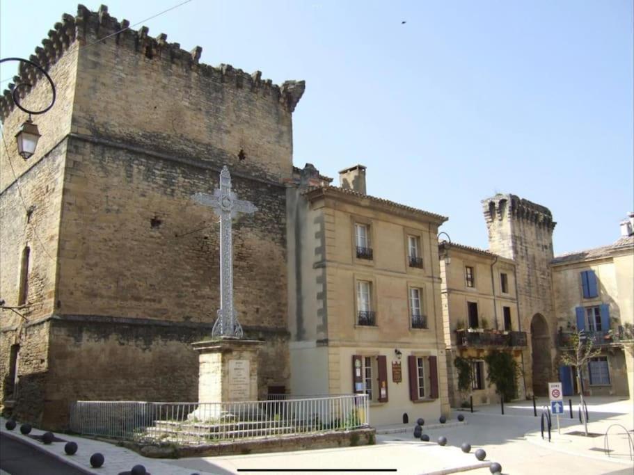 Chez Lydia - Osez La Vie De Chateau ! Pont Du Gard, Uzes Remoulins Kültér fotó