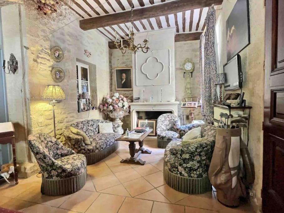 Chez Lydia - Osez La Vie De Chateau ! Pont Du Gard, Uzes Remoulins Kültér fotó