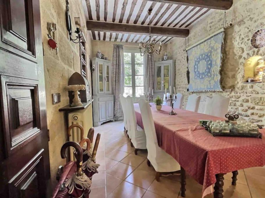 Chez Lydia - Osez La Vie De Chateau ! Pont Du Gard, Uzes Remoulins Kültér fotó